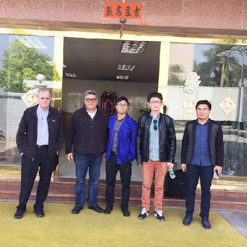 kiểm tra lô hàng và phối hợp chất lượng với khách hàng công nghiệp quốc tế